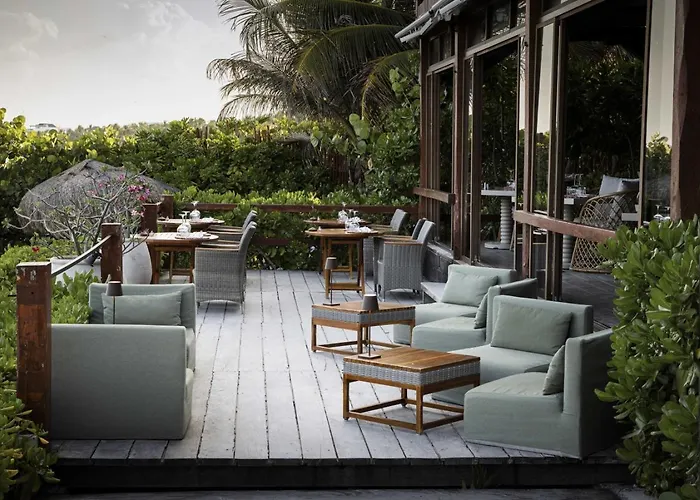 Coral Breeze Retreat Pousada Balcheil