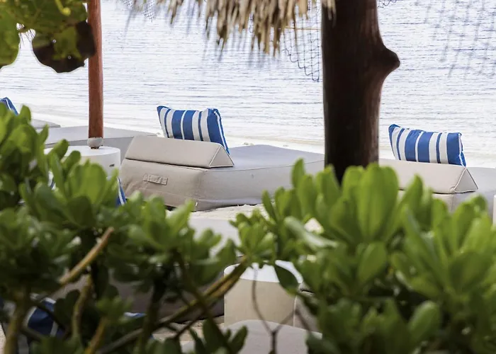 Coral Breeze Retreat * Balcheil