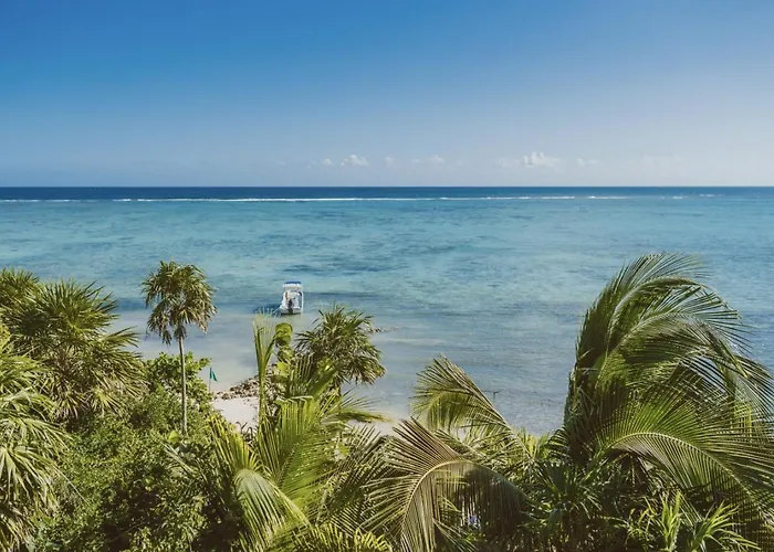 Villa Coral Breeze Retreat *