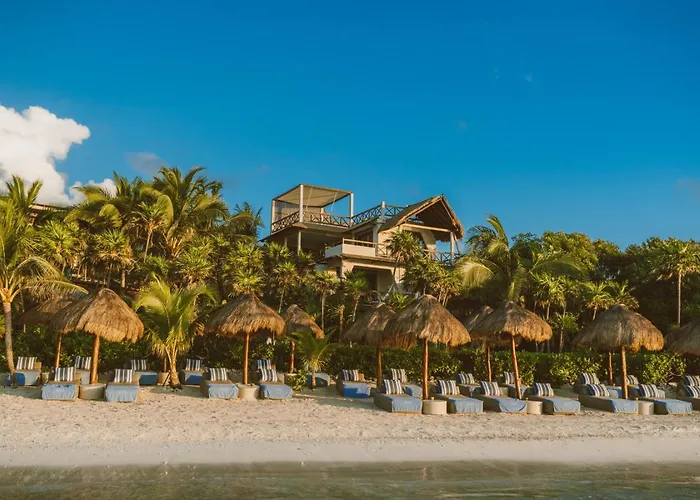 Coral Breeze Retreat Villa *