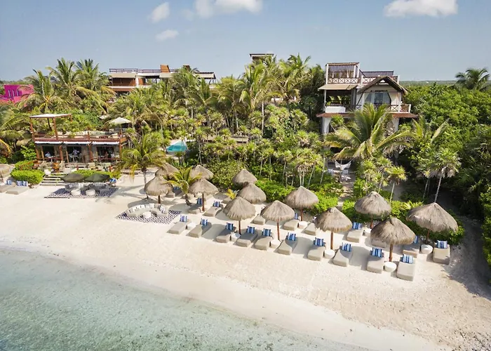 Coral Breeze Retreat *